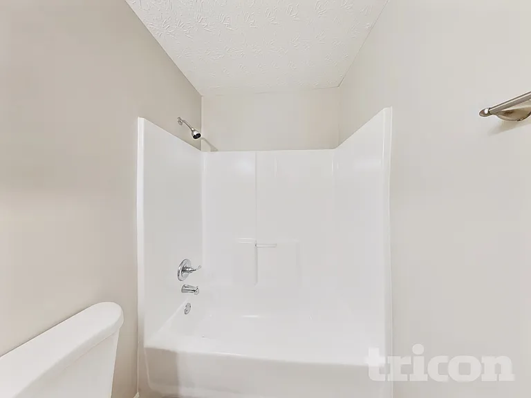6804 Smithfield Blvd — Photo 14