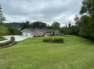 2611 Elmwood Dr, Portsmouth, OH 45662