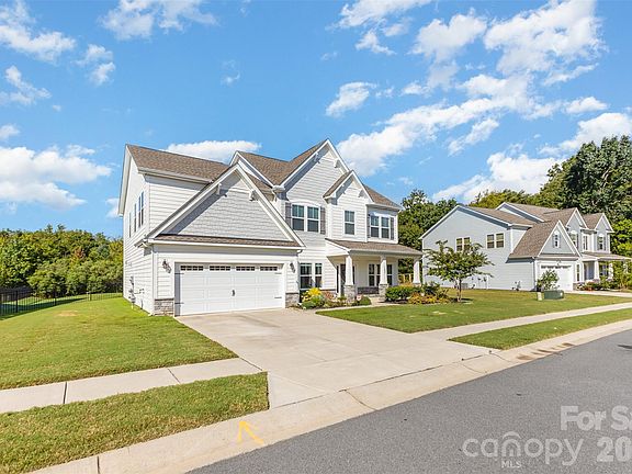 3rd image of 1409 Brooksland Pl