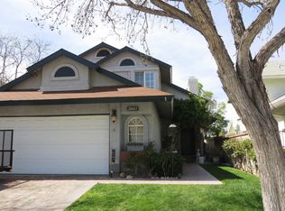 28401 Evergreen Ln, Santa Clarita, CA 91390