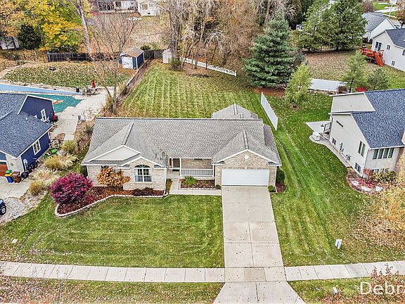 3rd image of 1901 Cherry Run Dr NW