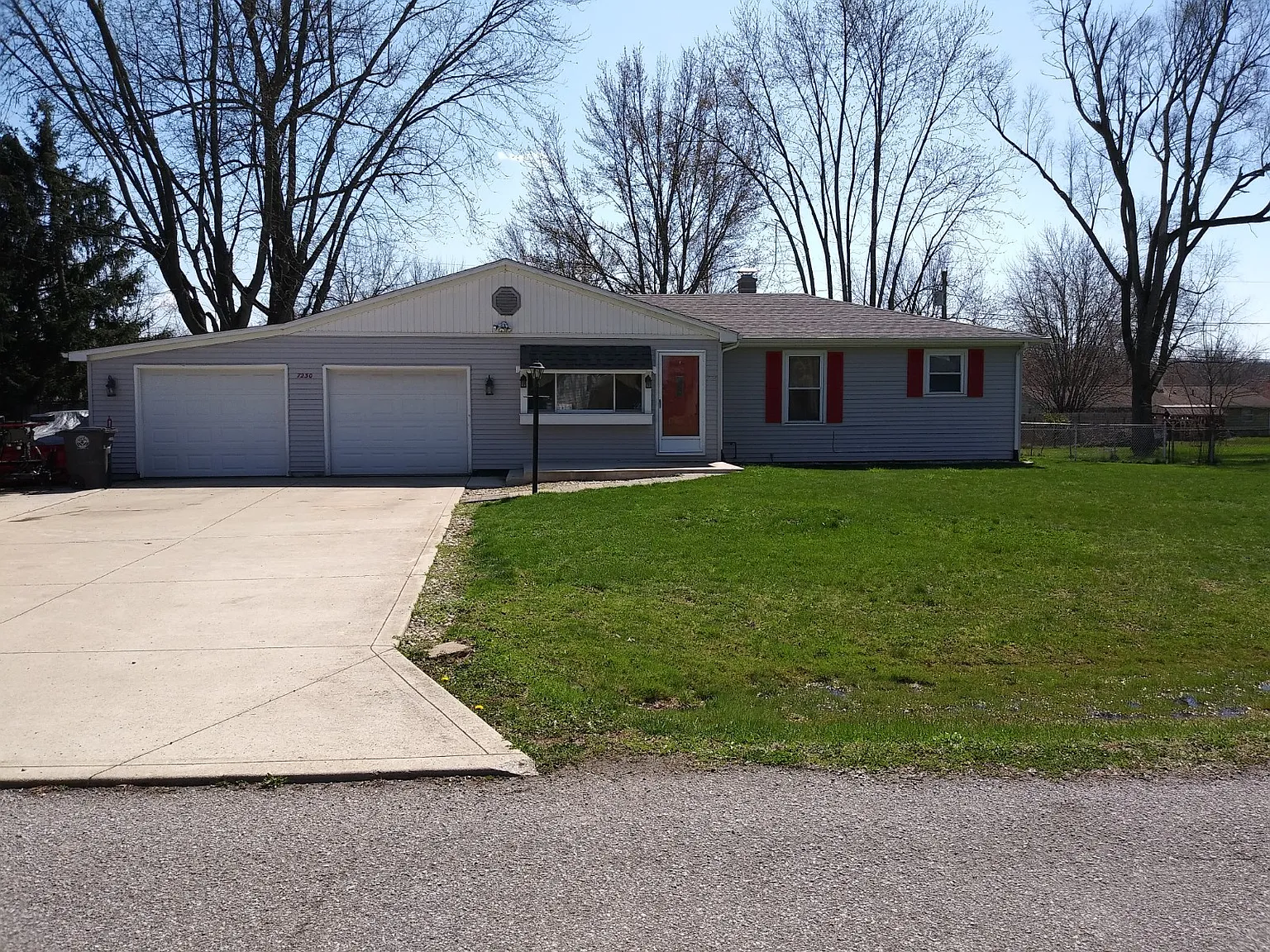 7230 Duane Dr photo 1