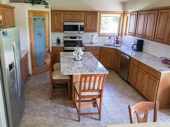 4th image of 7080 Silversprings Cir