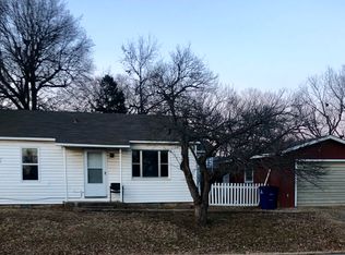 118 W Galer Ave, Nowata, OK 74048