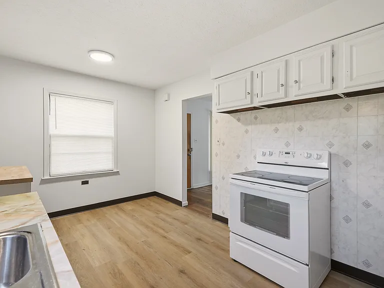 1037 Hardesty Blvd — Photo 11
