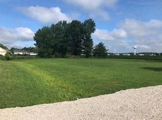 E Kingwood Dr, Effingham, IL 62401