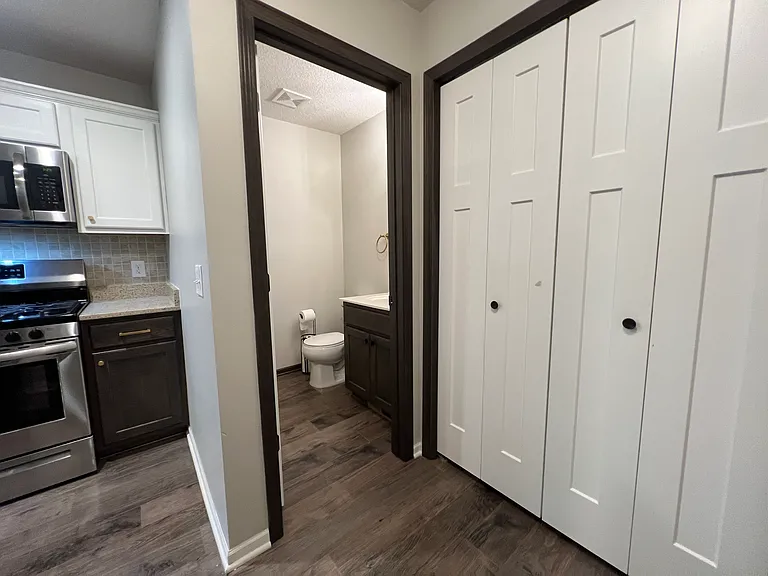 7110 Calumet Ct — Photo 11