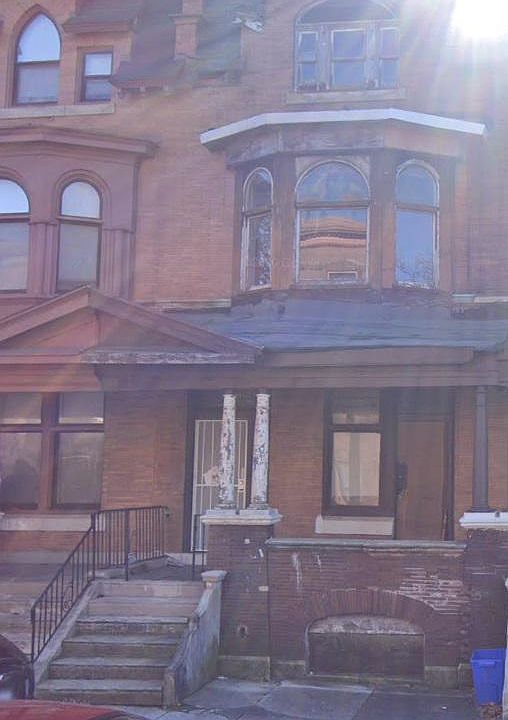 2nd image of 3208 W Diamond St