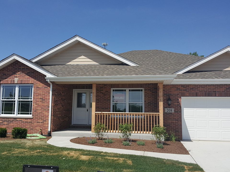 1st image of 208 Wesley Dr
