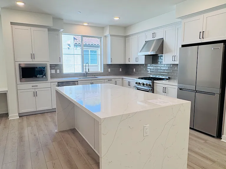 4239 Jasmine Ln — Photo 3