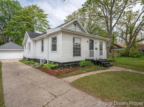 1642 Mills Ave, Muskegon, MI 49445