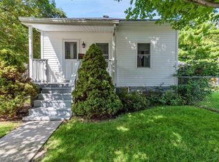 520 Vine St, Saint Clair, MI
