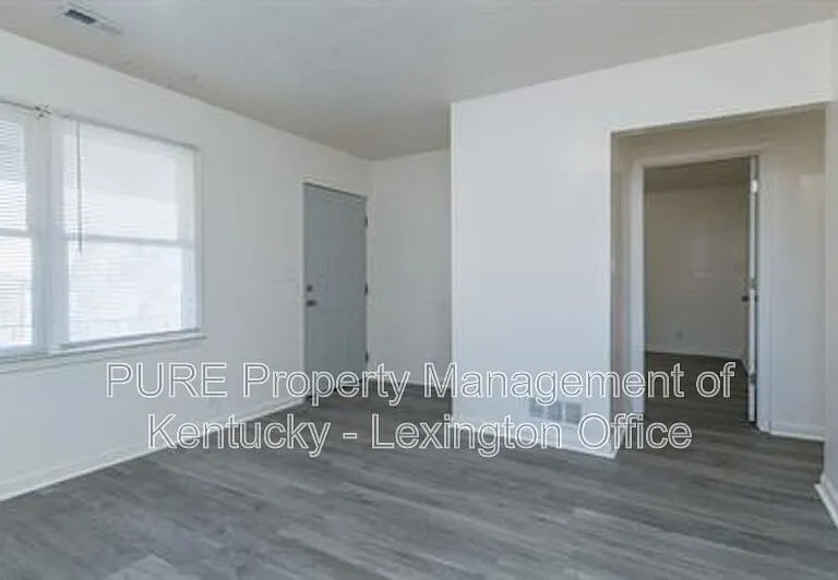 566 N Martin Luther King Blvd — Photo 6