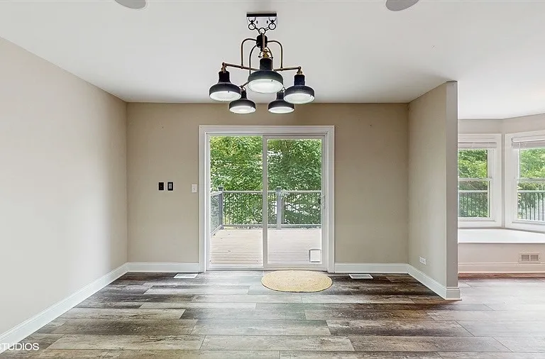 137 Forest Ave — Photo 15