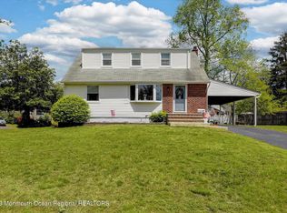 145 Coyne Pl, Belford, NJ 07718
