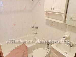5th image of 243 W 16th St