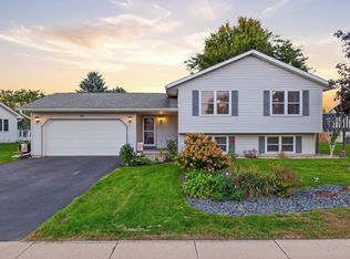 115 Belle Ave, Belleville, WI 53508