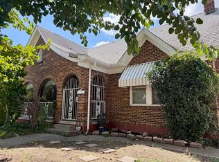 2946 Lipscomb St, Fort Worth, TX 76110