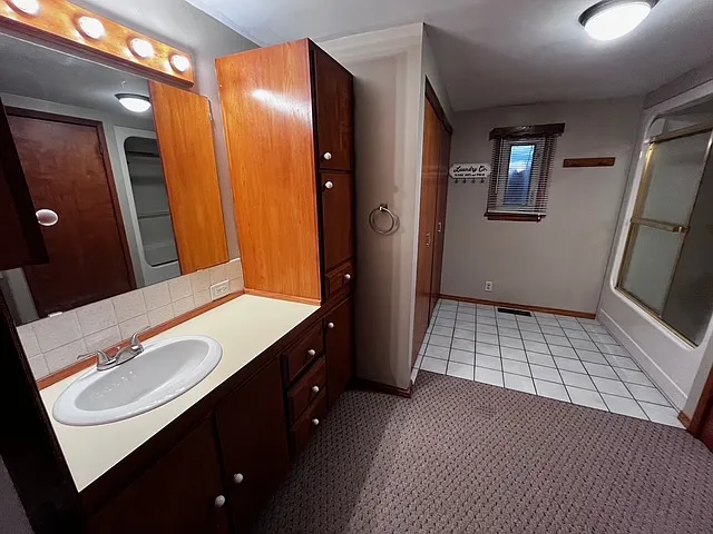 708 Rawson Ave — Photo 15