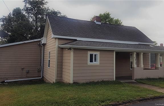 2nd image of 912 Holmes St
