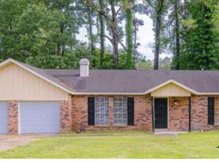 965 N Valley Falls Rd, Jackson, MS 39212