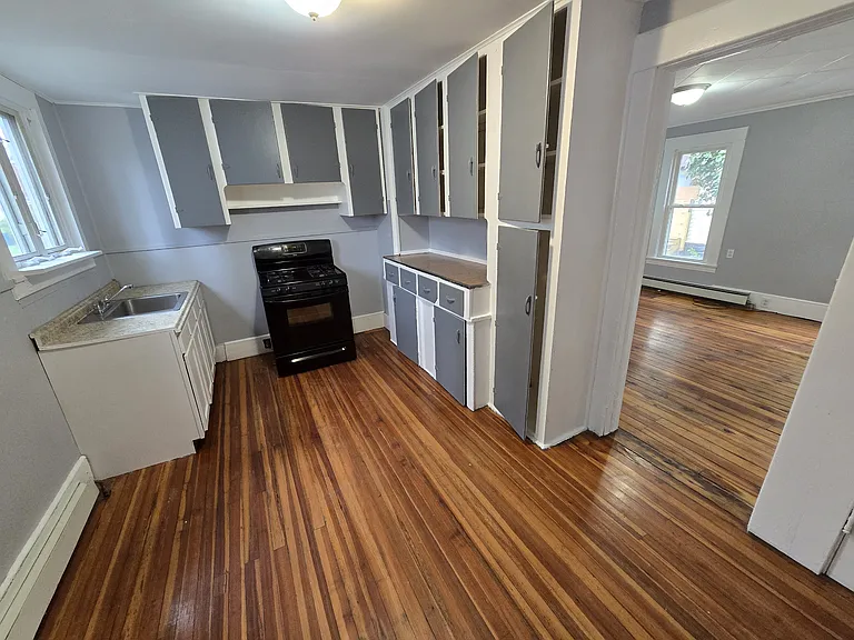 121 W End Dr — Photo 8