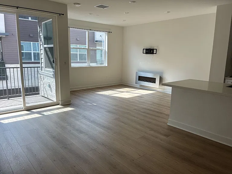3512 E Indigo Privado — Photo 8