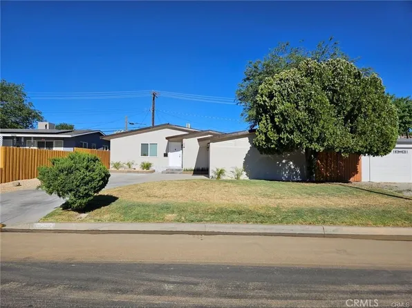 44027 Heaton Ave, Lancaster, CA 93534