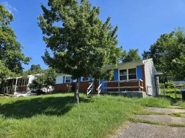 145 Hickory Dr, Frankfort, KY 40601