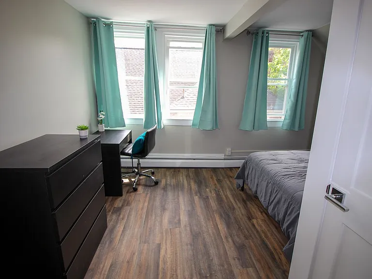 522 Stewart Ave — Photo 162