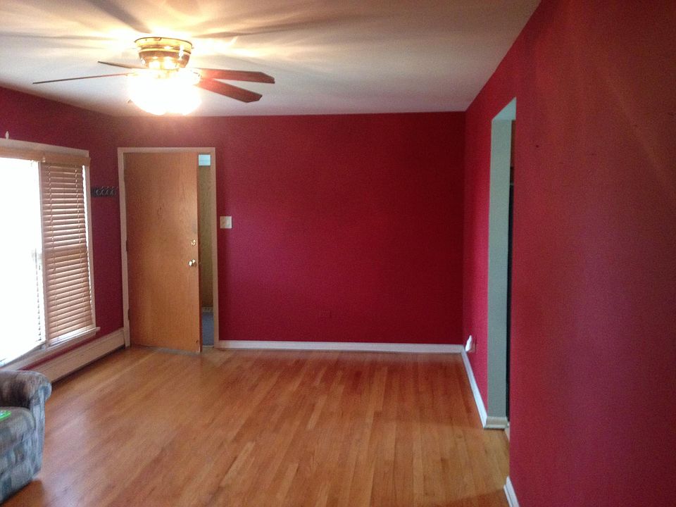 2nd image of 10805 S Pulaski Rd APT 11
