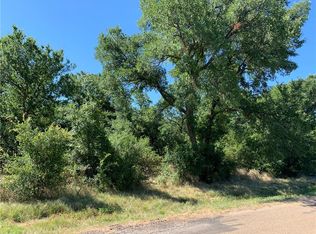 274 N Lake St, Axtell, TX 76624