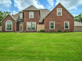 6900 W Waterloo Ct, Edmond, OK 73025