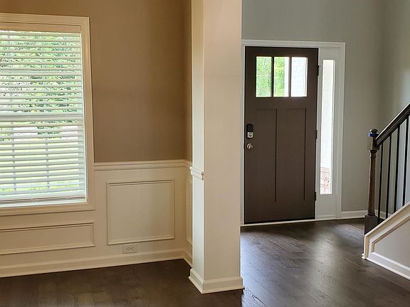 Formal dining and entry way