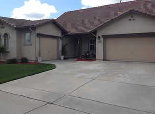 2220 Mustang Dr, Oakdale, CA