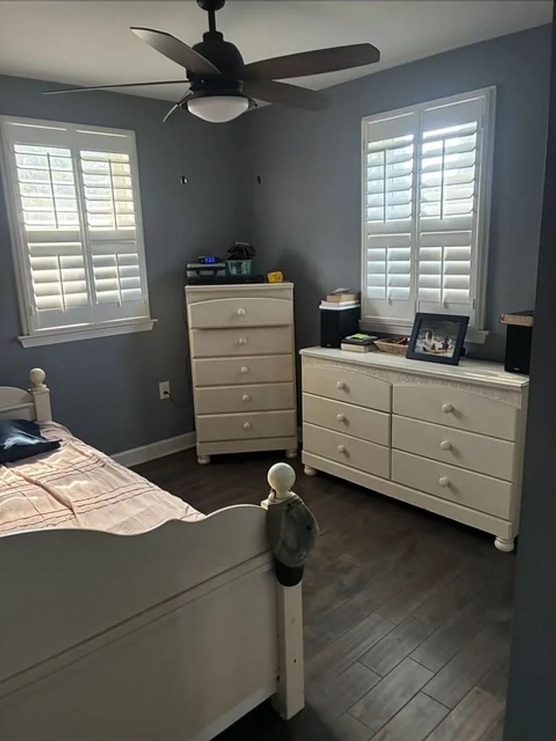 Spacious 3-Bedroom Home in a Water-Privileged Pasadena Community — Photo 3