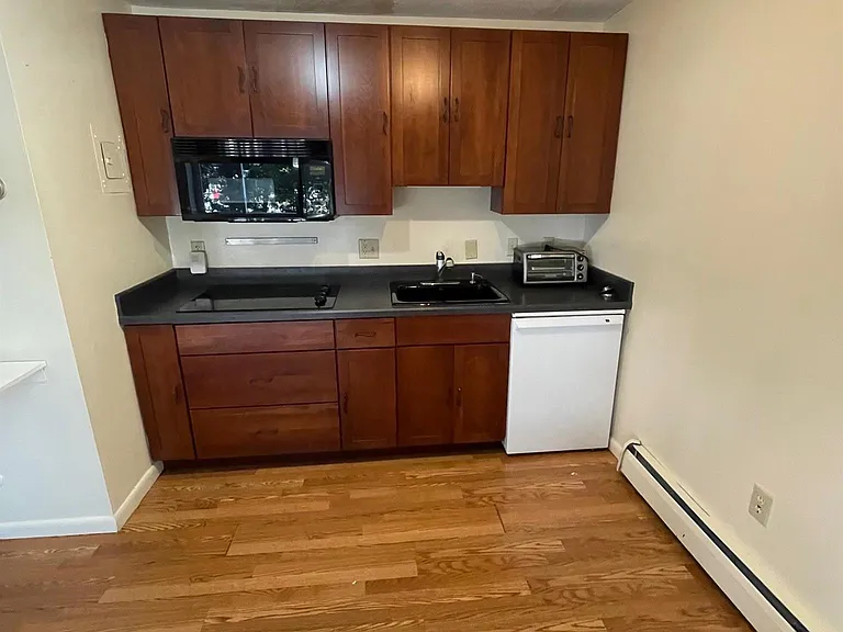 2595 Massachusetts Ave — Photo 4