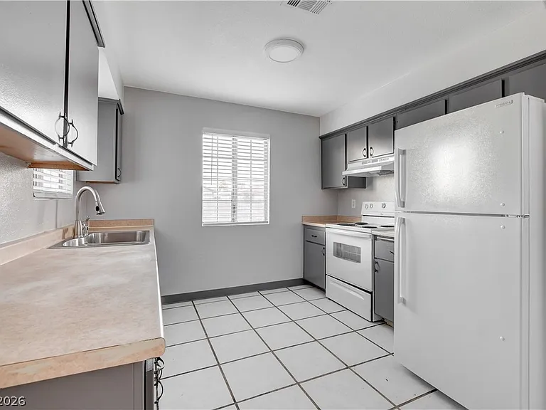 5270 Carriellen Ln #A — Photo 14