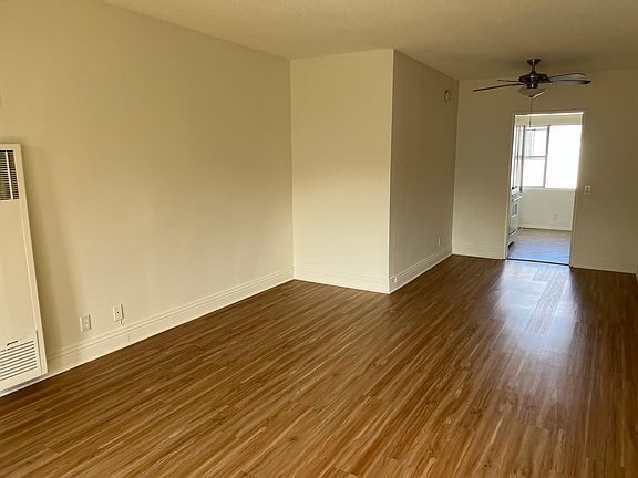 2nd image of 3720 Motor Ave
