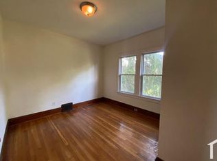 2109 W 11th St, Cleveland, OH 44113