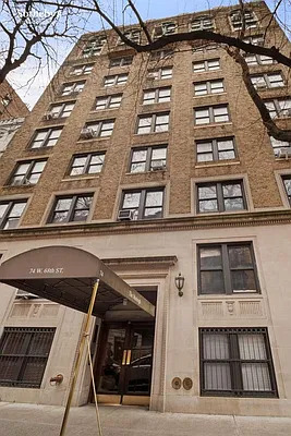 Sold by Sotheby's International Realty | media 16