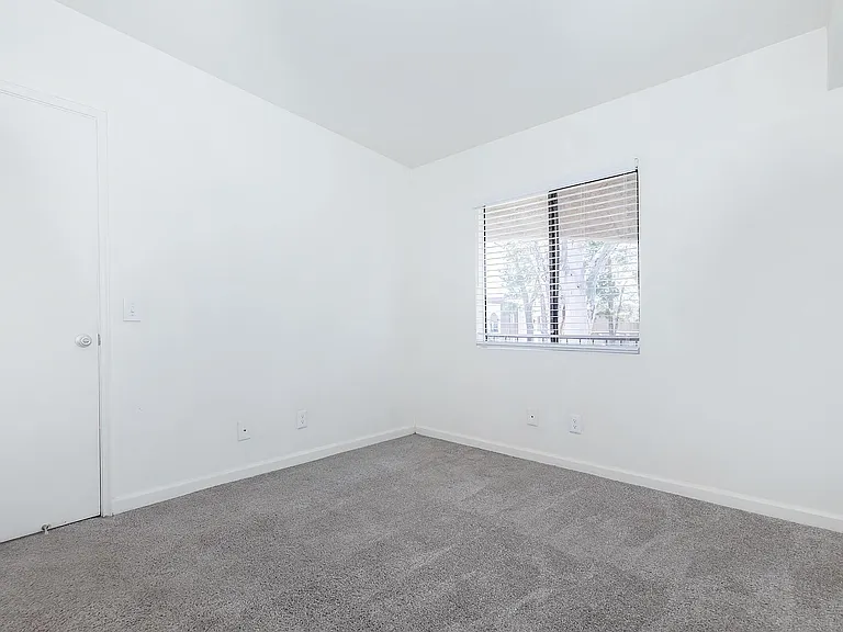 1 Bed 1 Bath