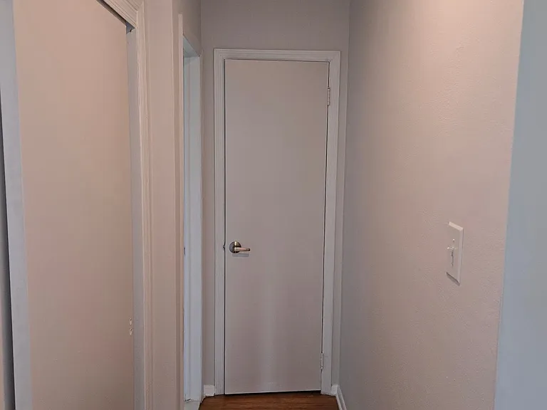LAWRENCEVILLE GARDEN APARTMENTS AND TOWNHOMES — Photo 33