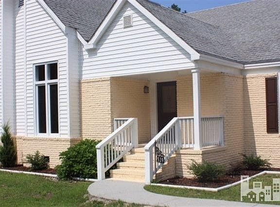 2nd image of 539 Southampton Place SE