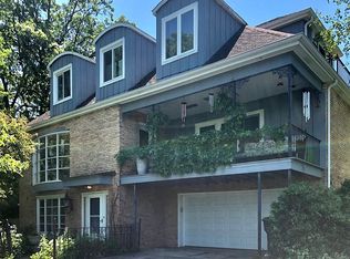 525 N Taliesin Rd, Wales, WI 53183