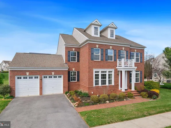 17511 Toboggan Ln, Rockville, MD 20855