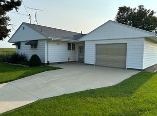 1335 165th St, Cedar Rapids, IA 52337