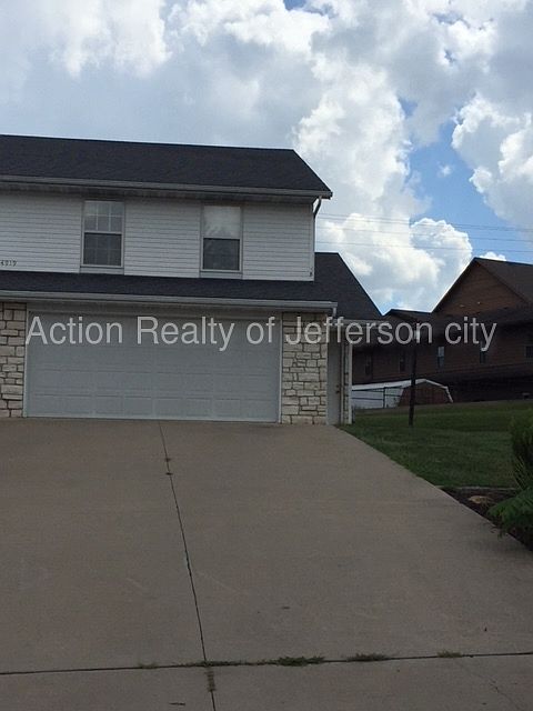 1st image of 4919 Charm Oak Dr