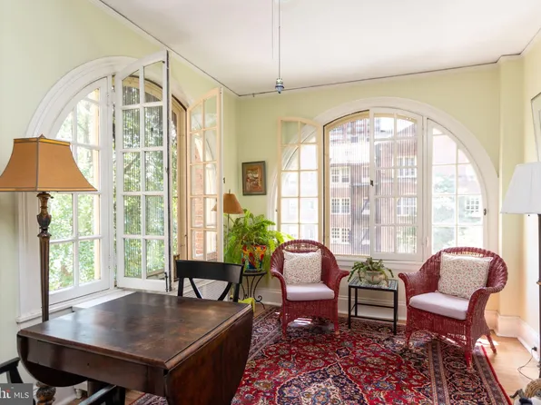 220 Stony Run Ln #2-AB, Baltimore, MD 21210