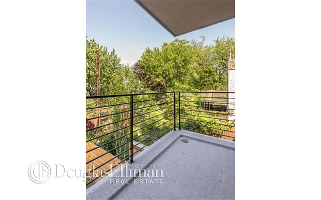 Sold by Douglas Elliman | media 14